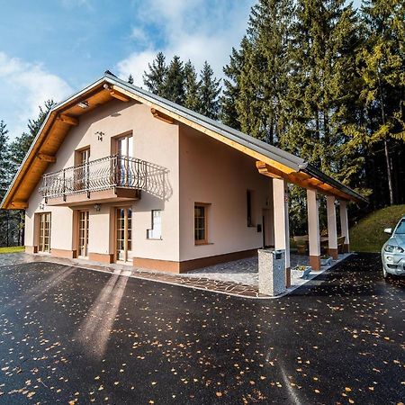 Holiday Home With Hot Tub And Sauna Sabina Rovte Kültér fotó