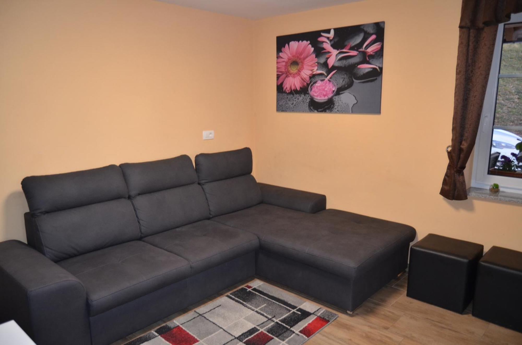 Holiday Home With Hot Tub And Sauna Sabina Rovte Kültér fotó