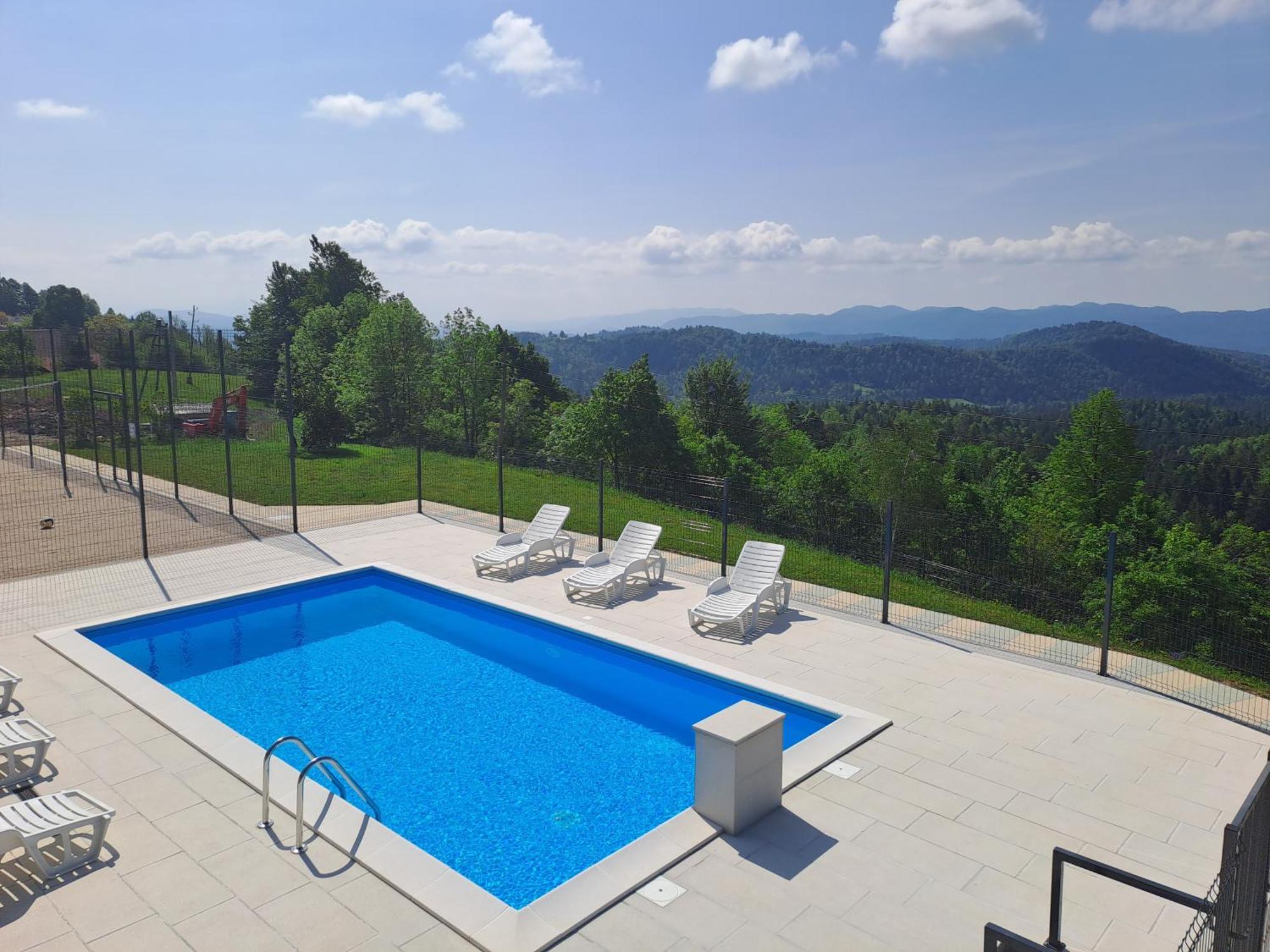 Holiday Home With Hot Tub And Sauna Sabina Rovte Kültér fotó