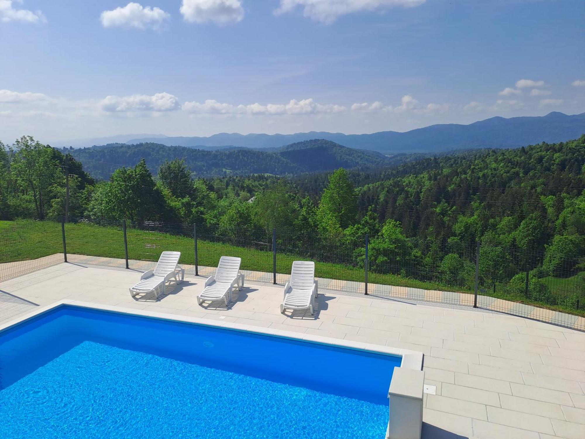 Holiday Home With Hot Tub And Sauna Sabina Rovte Kültér fotó
