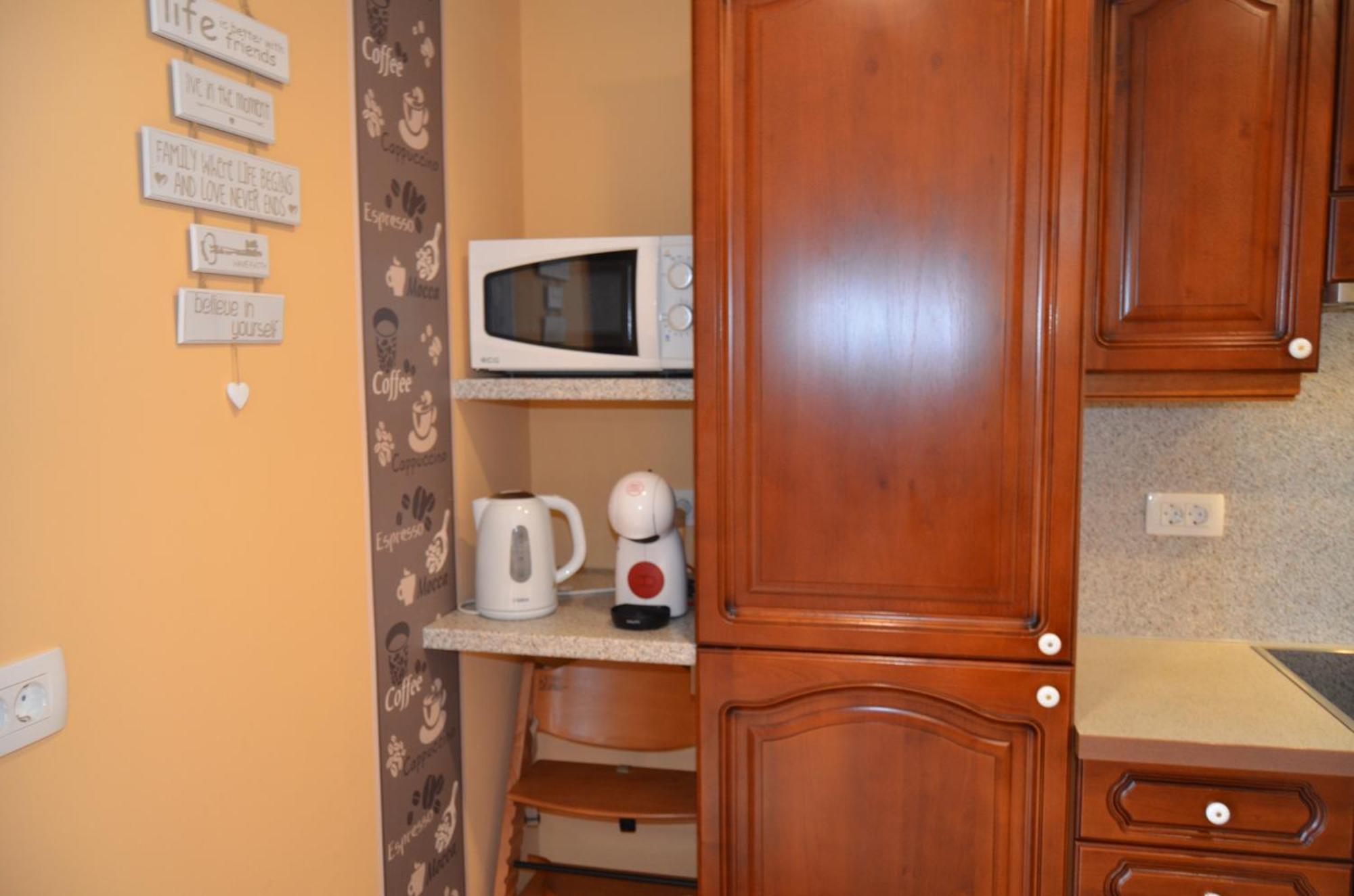 Holiday Home With Hot Tub And Sauna Sabina Rovte Kültér fotó