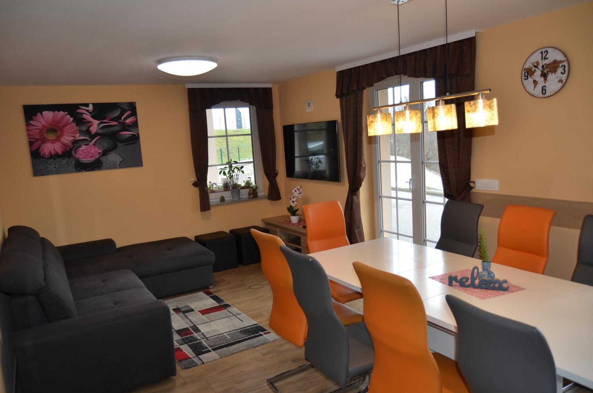 Holiday Home With Hot Tub And Sauna Sabina Rovte Kültér fotó