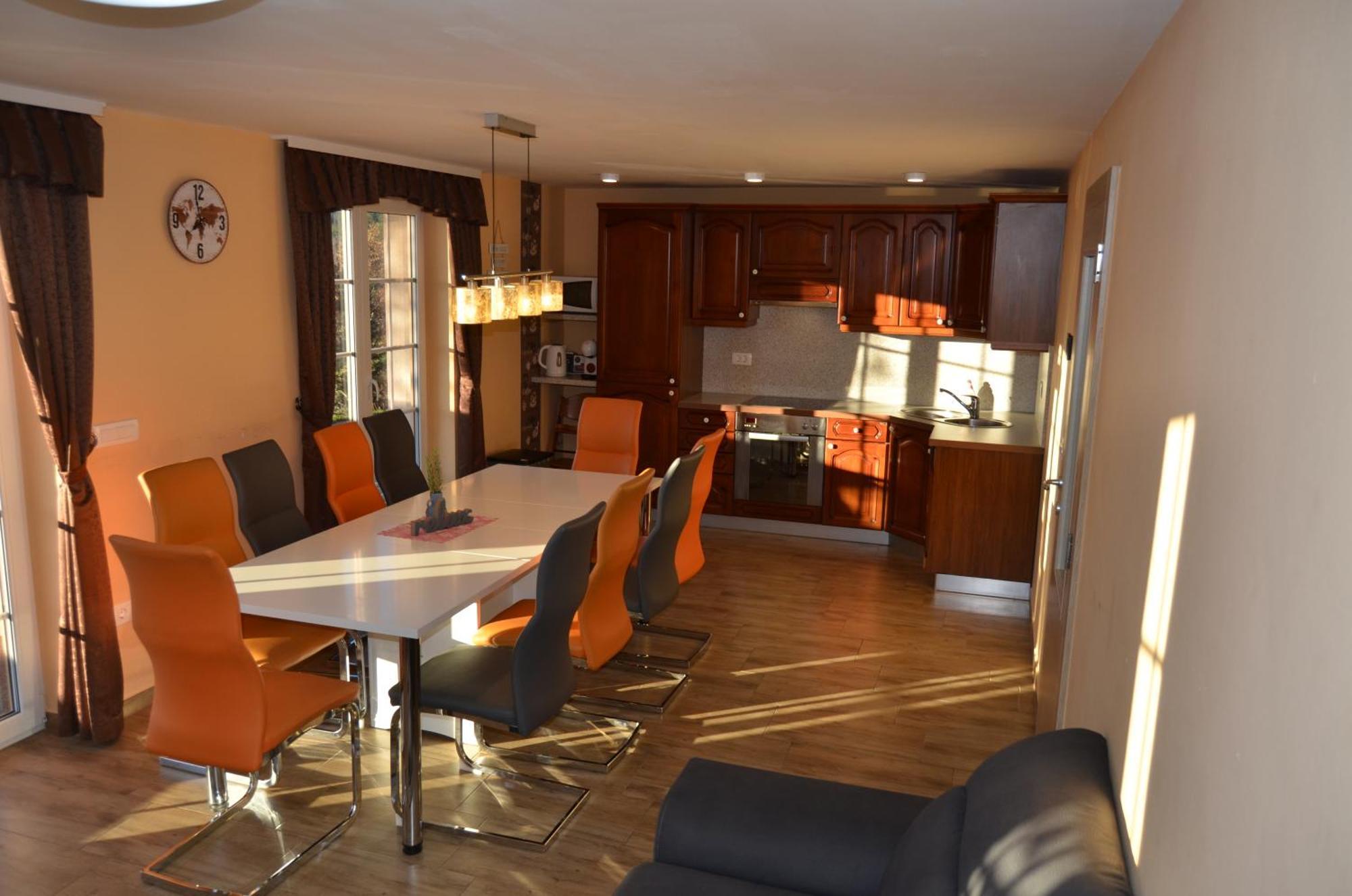 Holiday Home With Hot Tub And Sauna Sabina Rovte Kültér fotó